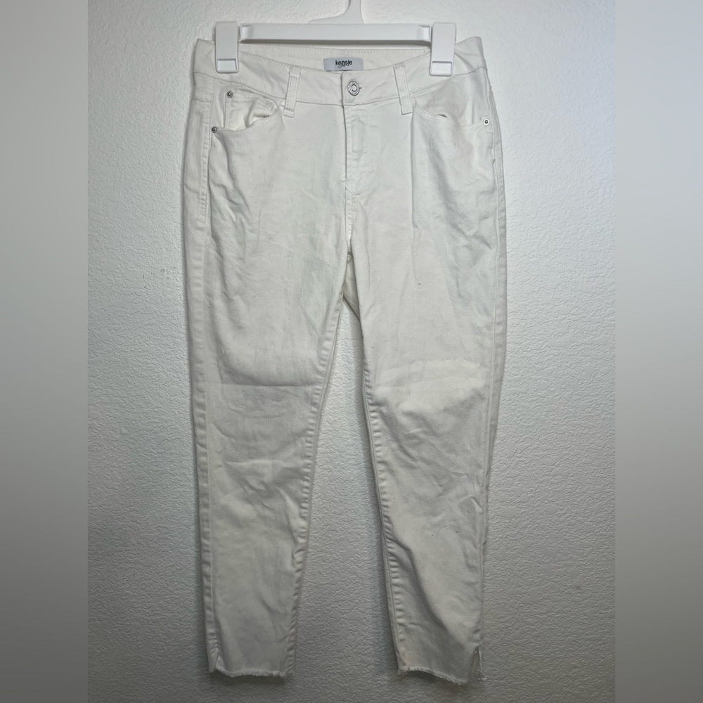Kensie white capri jeans